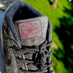 Nike Stefan Janoski Men's Gray Skate Sneakers